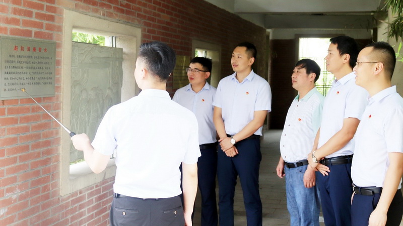 安建投资淮北项目开展“讲忠诚、严纪律、立政德”现场警示教育