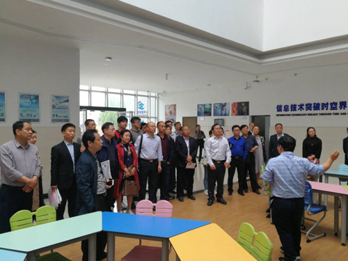安徽365英国上市技师学院张卫东院长率班子成员及中层干部赴浙江衢州学习考察