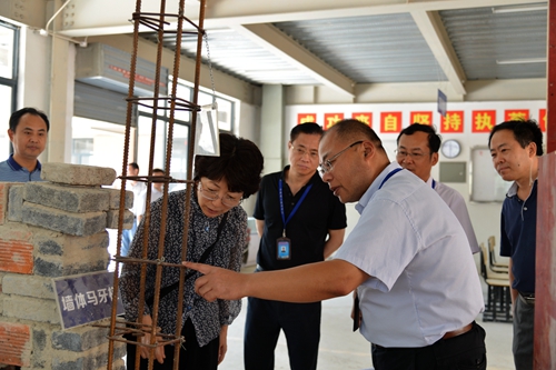 人社部职业能力建设司王晓君副司长调研安徽365英国上市技师学院