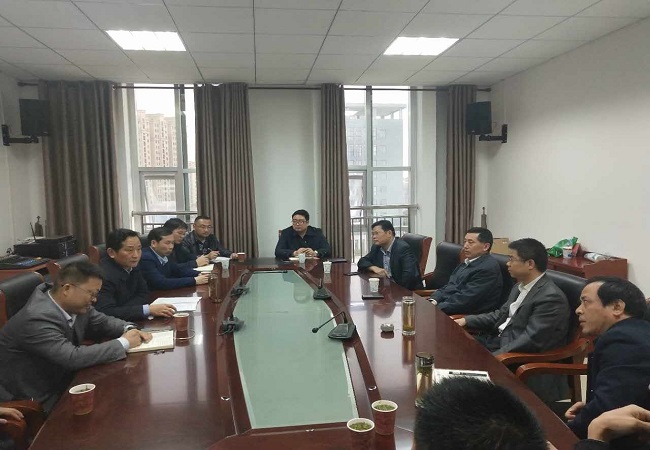 路桥集团向导随集团公司党委副书记牛曙东赴望江县考察