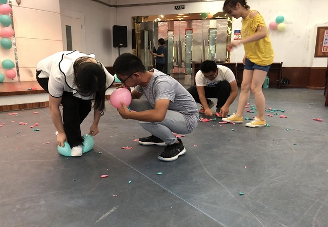 路桥集团举行“七夕”青年结交联谊活动