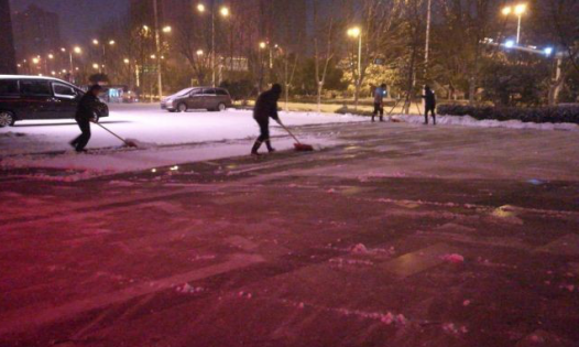 安建物业：风雪“守夜人”的责任和继续