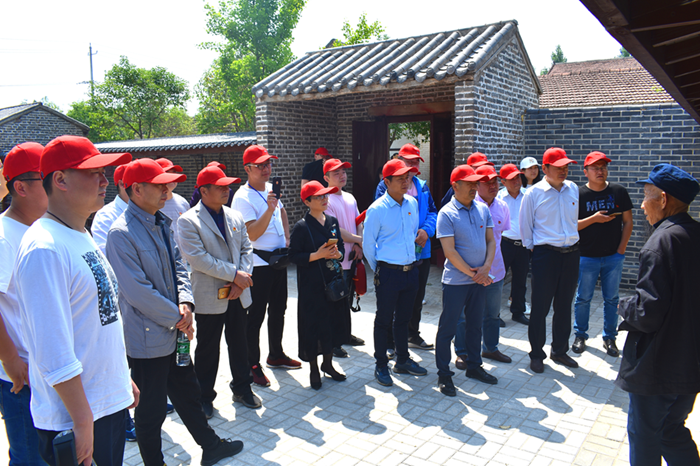 学习先进典范 切记初心使命：安建地产淮北公司联合淮北市杜集区住建局开展党建活动