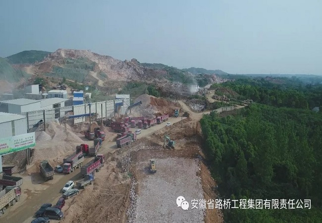 攻坚克难保意会，，路桥集团广德S215项目上下同心攻克最后一处断点