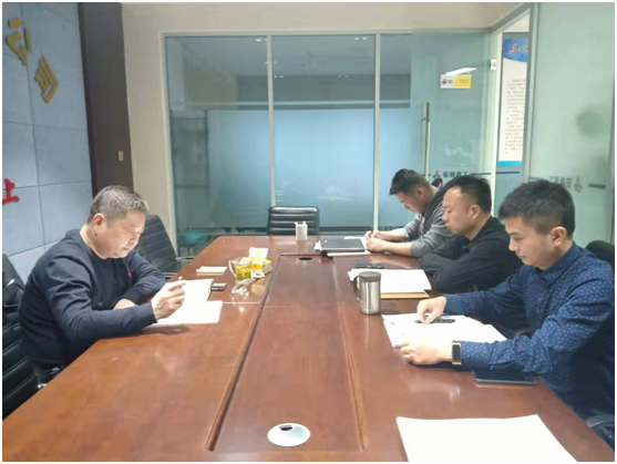 股份公司新疆服务处集中学习365英国上市控股一届六次职代会精神