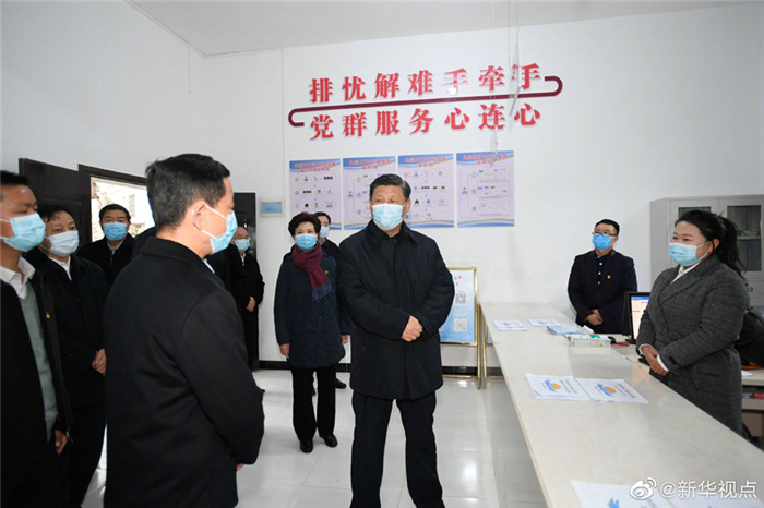 习近平赴贵州考察 向天下人民致以新春祝福