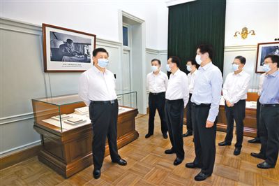 习近平在中共中央政治局第三十一次整体学习时强调：用好红色资源赓续红色血脉 起劲创立无愧于历史和人民的新业绩