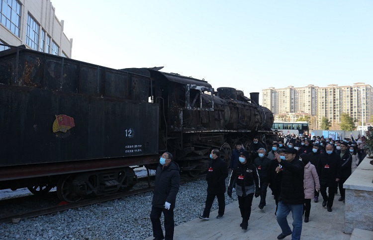 固镇县“两会”代表团旅行考察安建总承包固镇项目
