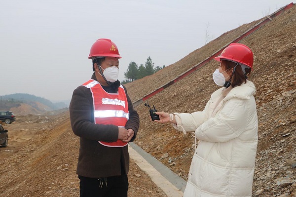 怀宁县长余学峰到安建建设S238PPP项目调研督导