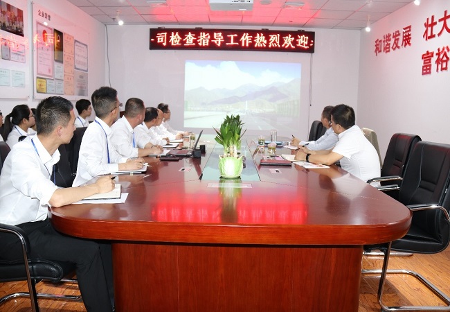 365英国上市控股生长妄想部部长余志刚莅临路桥集团西藏新瑞公司调研指导事情