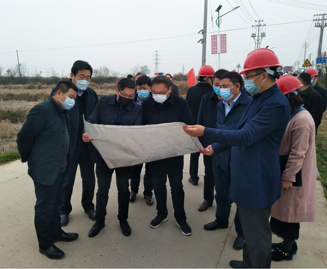 六安市委常委、副市长束学龙调研路桥集团六安片区项目