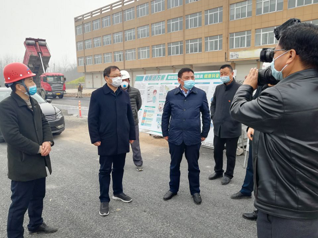 六安市委常委、副市长束学龙调研路桥集团六安片区项目