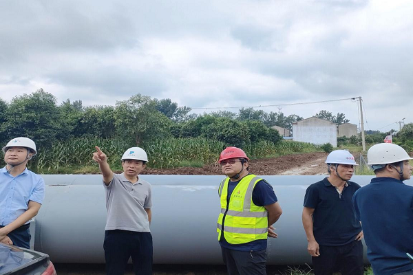 省港投集团党委副书记、总司理余正发赴安徽路港临涣桥梁项目开展2021年“平安工地”审核评价及“防高坠”清静专项检查