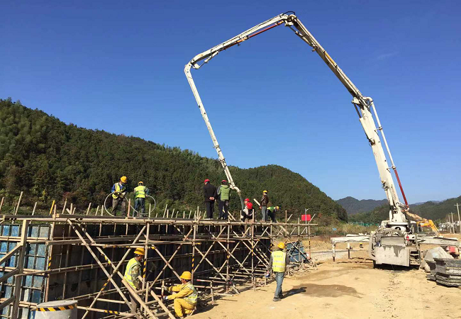 路桥集团劳动竞赛系列报道（十一）——四分公司池祁11标吹响大干冲锋号