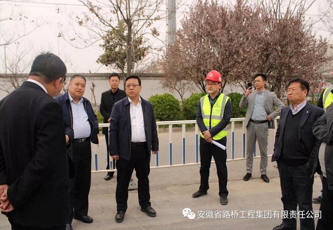 灵璧县委副书记、县长曾超一行莅临路桥集团灵璧县都会路网PPP项目一期工程施工现场调研