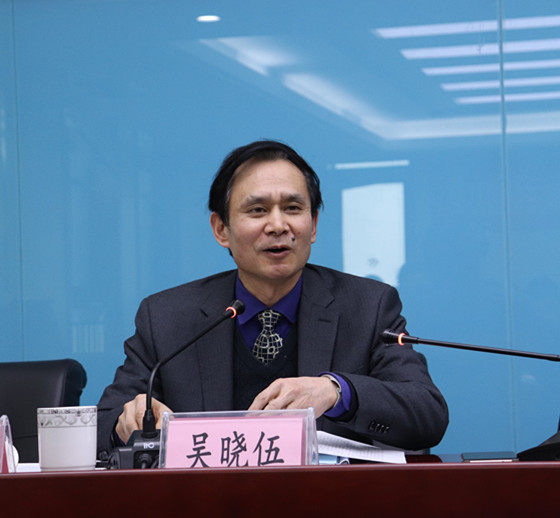 志存高远谋新篇  众志成城抓生长