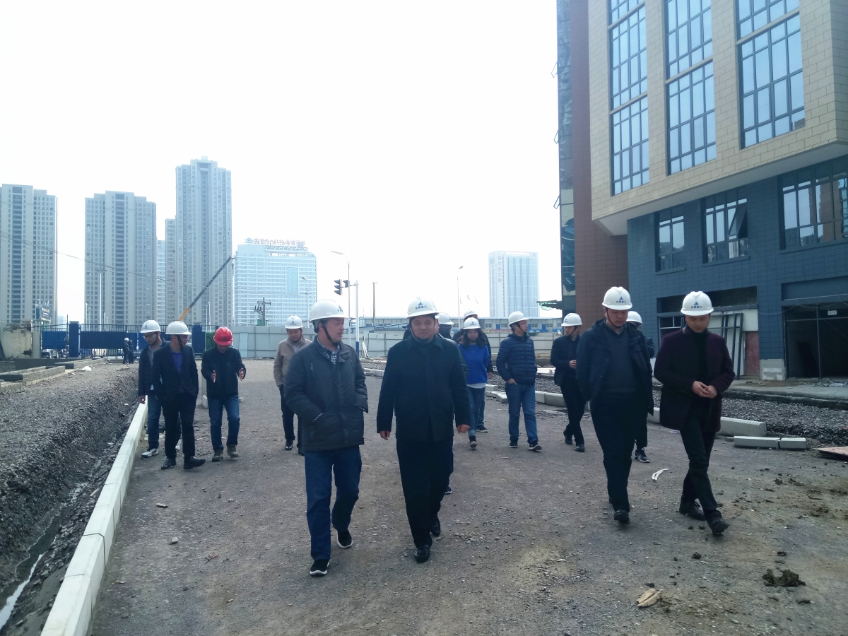安建建设劳资治理事情交流会在南岗项目举行