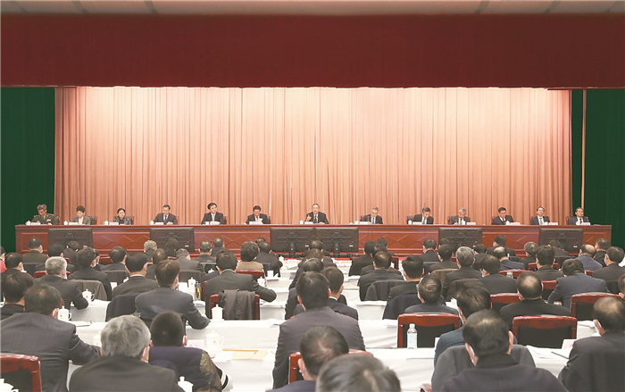 李锦斌在省委农村事情聚会上强调  深入贯彻习近平总书记在中央农村事情聚会上的主要讲话精神 着力打造工业强生态美乡风好治理优黎民富的新阶段幸福新农村