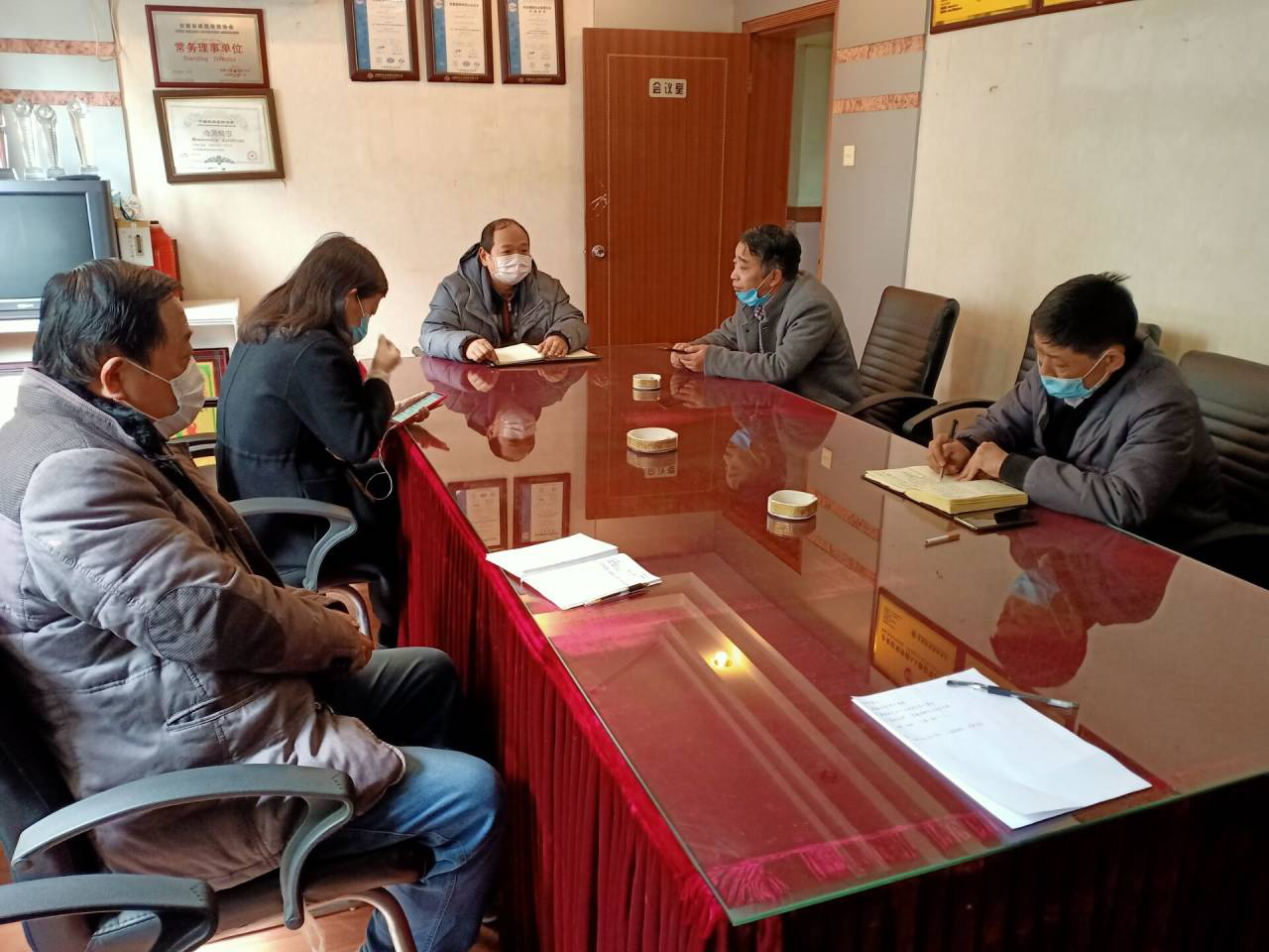 安建服务中心向导调研装饰公司疫情防控事情