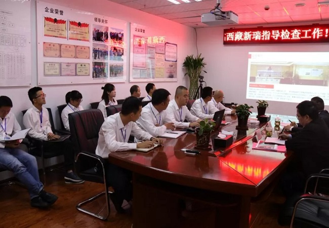 路桥集团党委副书记、总司理欧阳志宜一行赴西藏地区项目调研指导事情