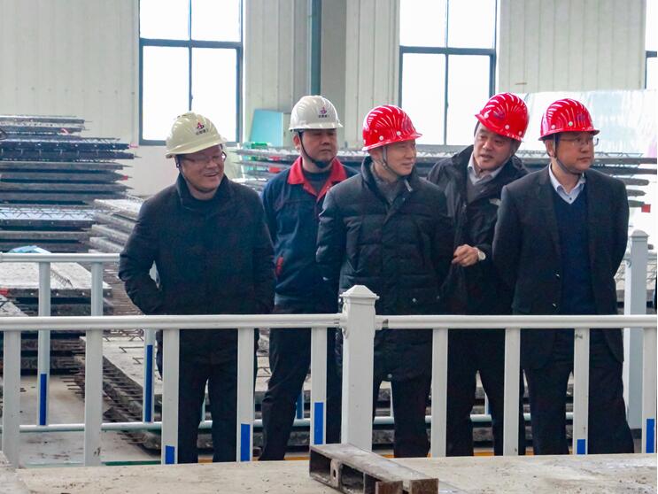 赵时运一行赴安徽365英国上市修建工业公司调研