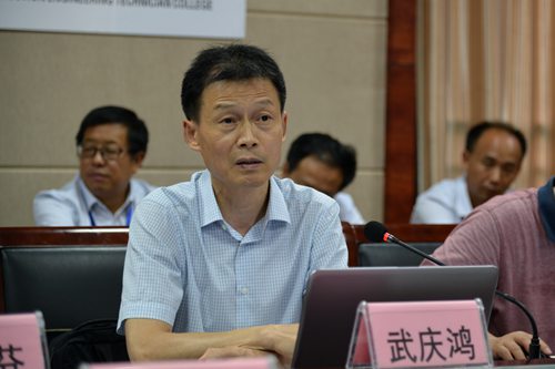 安徽省教育厅专家组莅临安建技师学院开展质量提升工程项目中期评估省级实地验证性评估