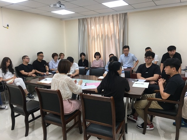 企业刷新营生长  服务青年建新功