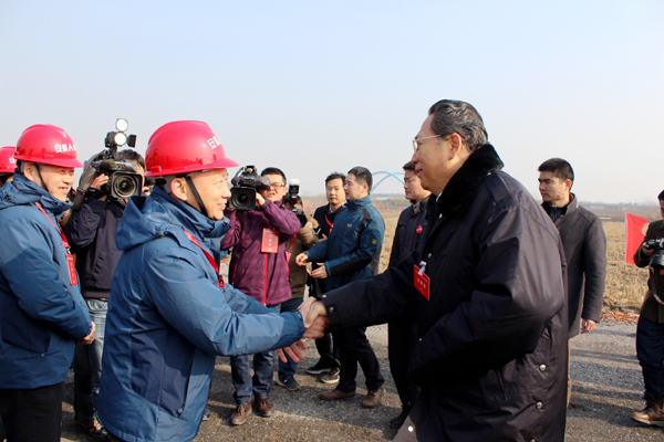 引江济淮工程建设发动大会顺遂召开