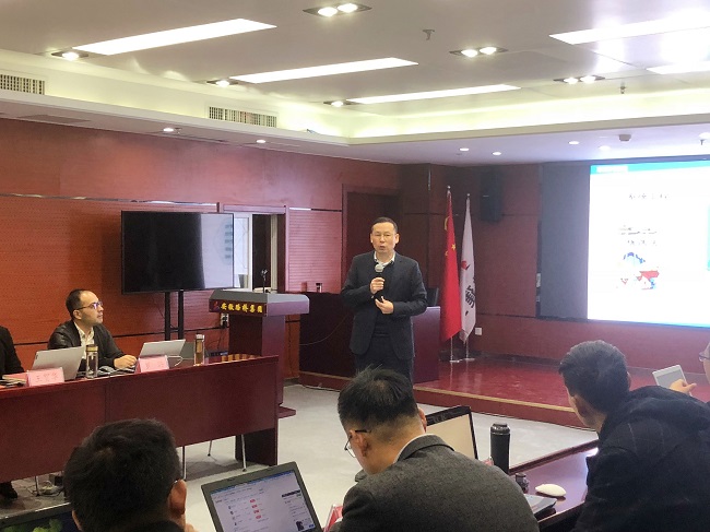 路桥集团党委书记、董事长盛明宏为项目司理教学项目治理专题课程