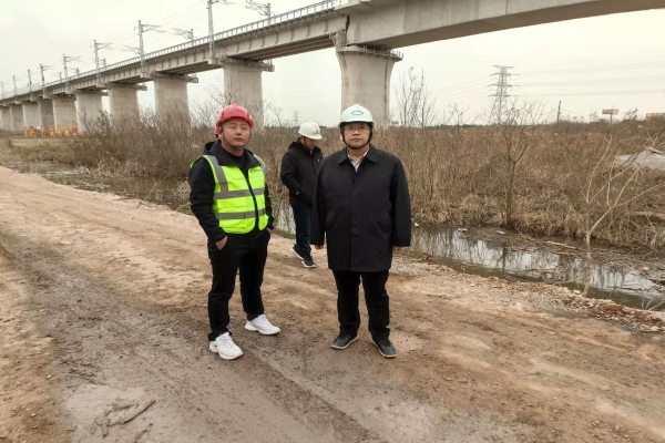 合肥市交通运输局副局长徐浩赴安徽路港公司G206项目调研指导事情