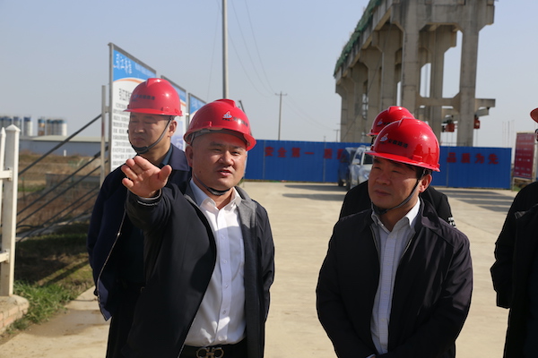 芜湖市关工委和交通投资有限公司来安徽路港公司派河口船闸项目考察交流
