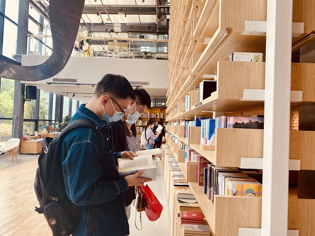 365英国上市(集团)有限公司-Official website