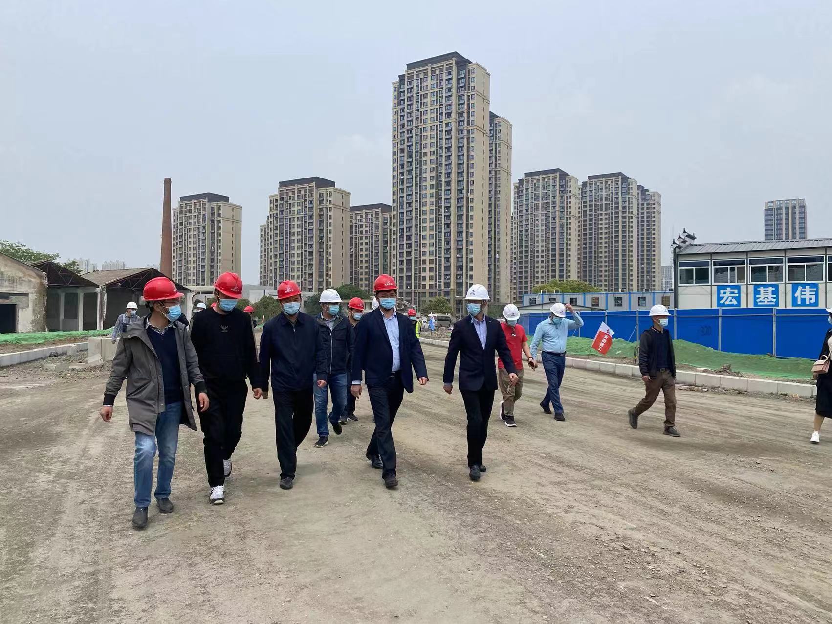 瑶海戋戋委副书记、区长童友好一行到安徽交航广德路项目调研疫情防控和清静生产事情