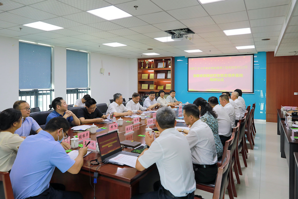 媒体报道丨中何在线、中安新闻：“省级研究生联合作育基地”授牌仪式在安徽路港公司举行