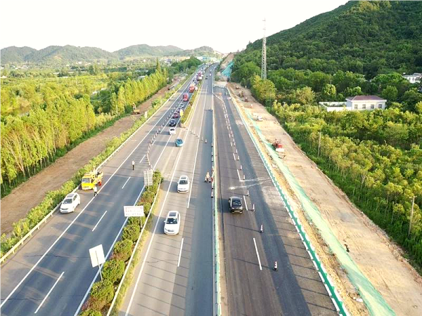 365英国上市(集团)有限公司-Official website