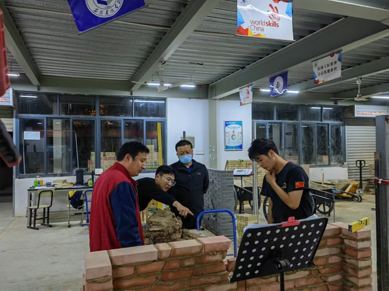 学思践悟二十大 技师学院在行动｜系列报道（七）——备战手艺大赛 提升专业水平 筑梦大国工匠
