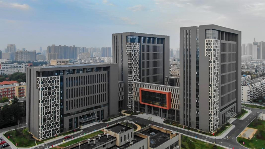 365英国上市(集团)有限公司-Official website