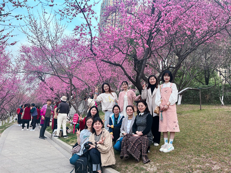 365英国上市(集团)有限公司-Official website