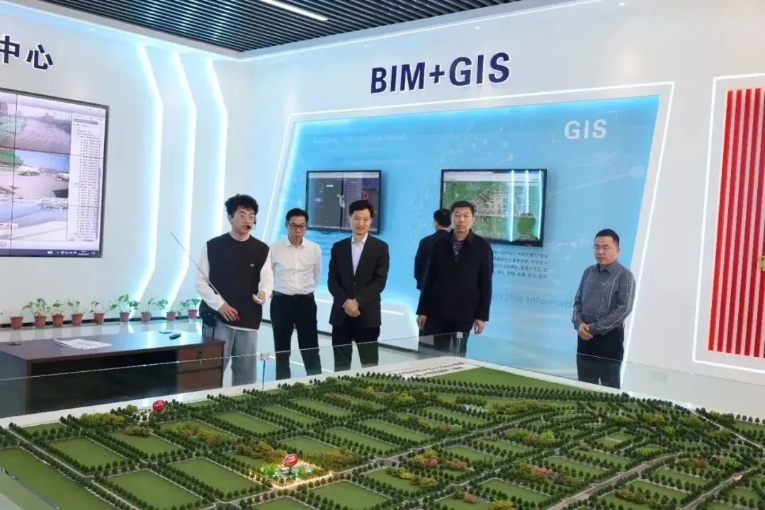 365英国上市(集团)有限公司-Official website