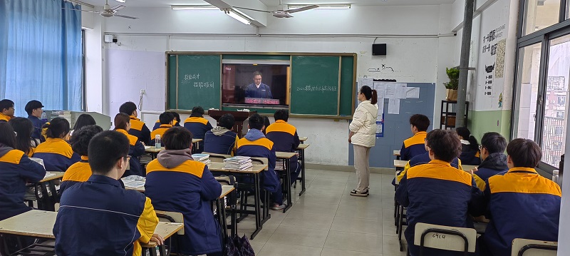 艺术系寓目手艺成才手艺报国先进事迹报告1.jpg