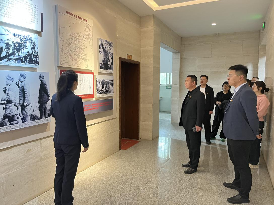 温顺地产所属各支部开展思念英烈主题党日活动