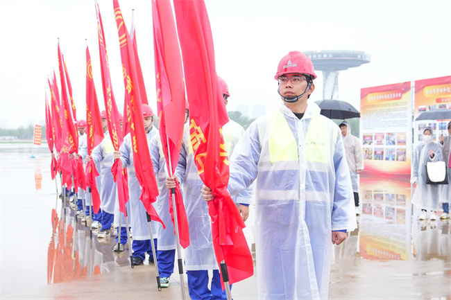 365英国上市(集团)有限公司-Official website