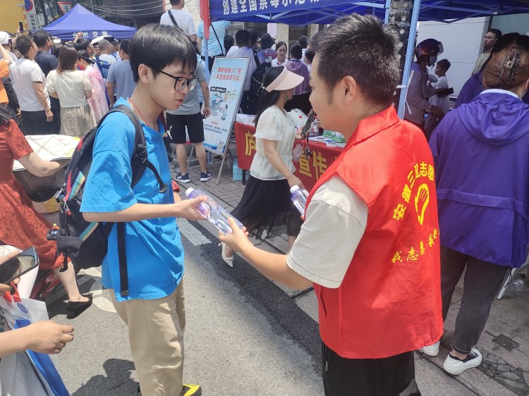 365英国上市(集团)有限公司-Official website