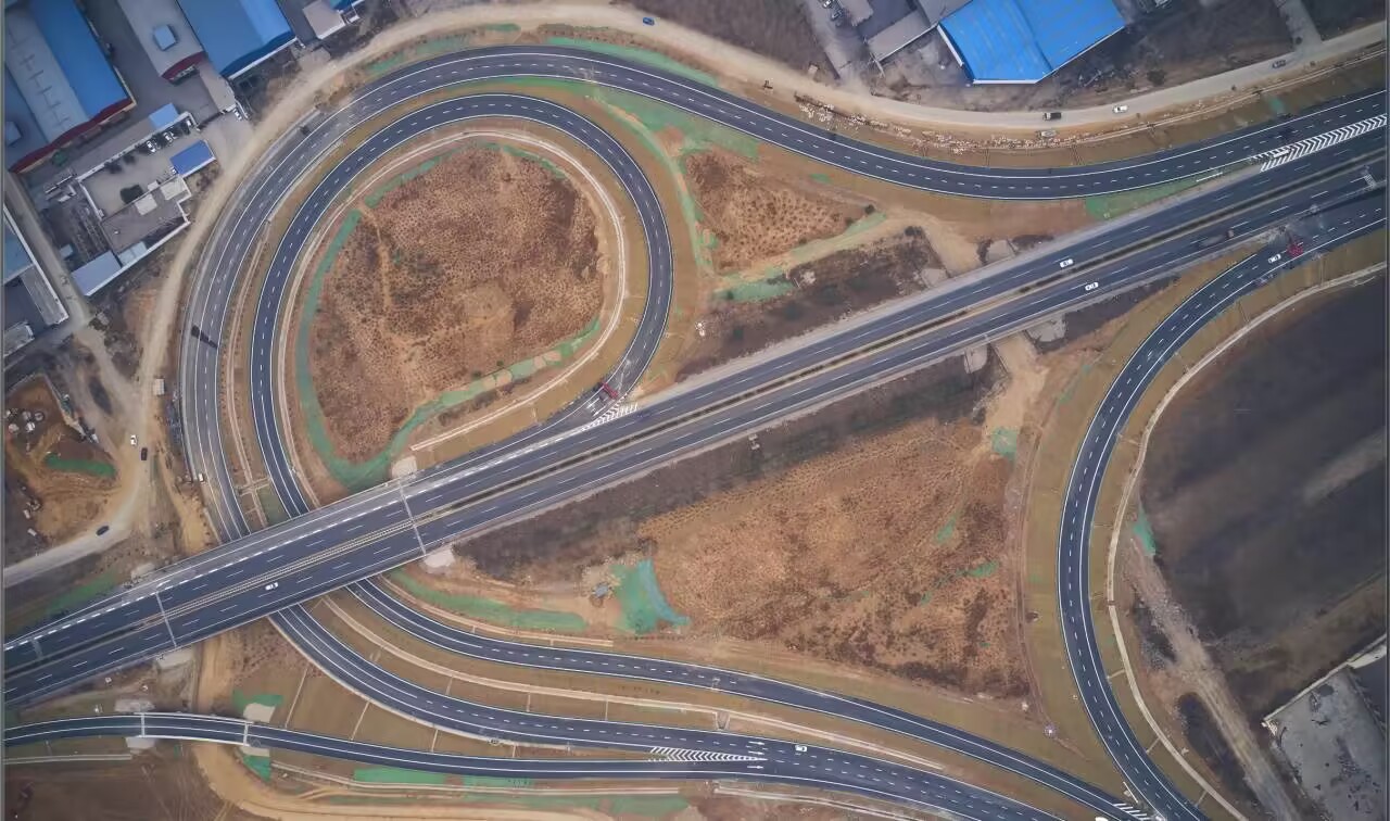 喜讯！365英国上市路港承建河南省安阳绕城高速项目喜获“优良工程”表扬奖励