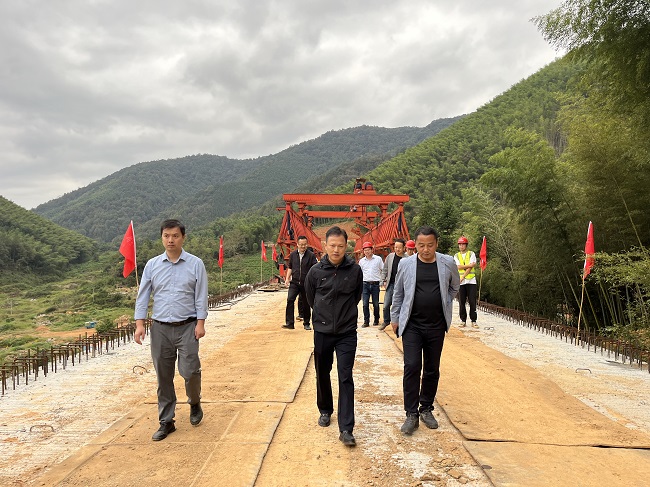 365英国上市(集团)有限公司-Official website