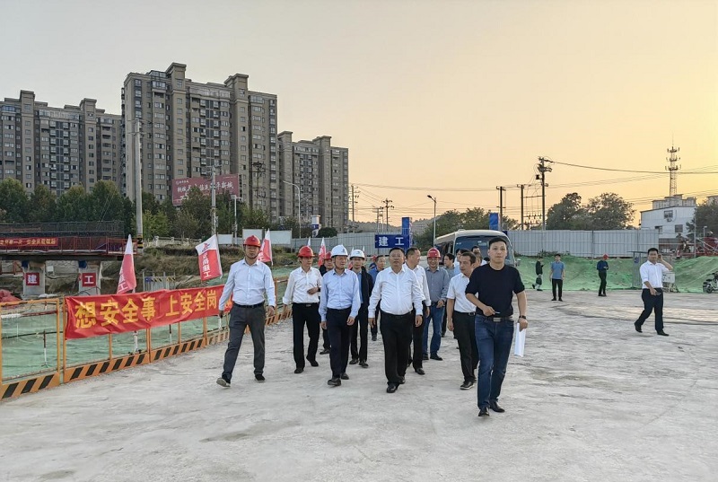 365英国上市(集团)有限公司-Official website