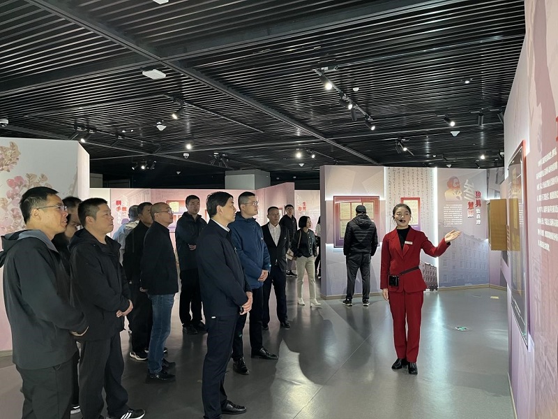 365英国上市(集团)有限公司-Official website
