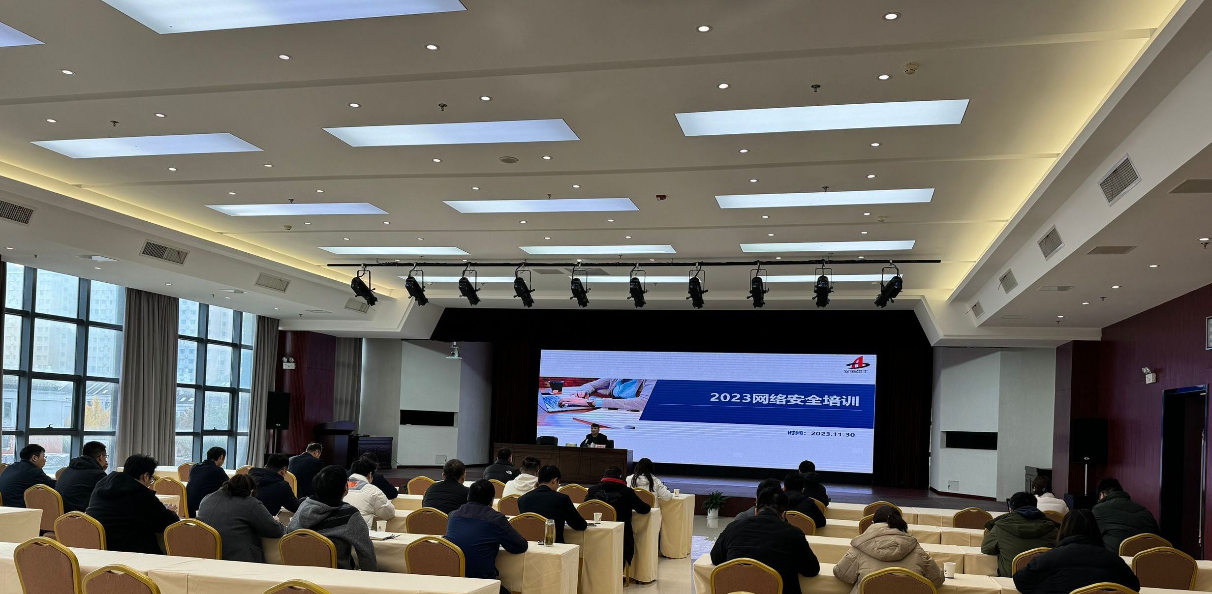 365英国上市(集团)有限公司-Official website