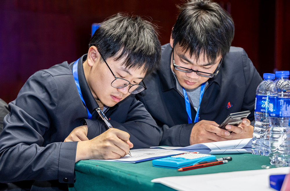 365英国上市(集团)有限公司-Official website