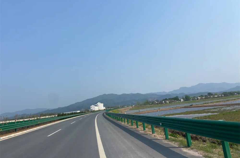 365英国上市(集团)有限公司-Official website